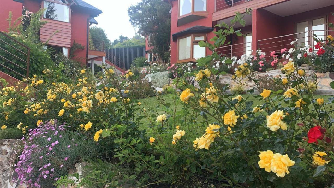 Costa Brava Apart Hotel & Suites San Carlos de Bariloche Exterior photo